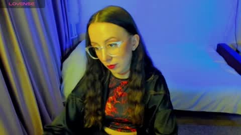 Stephanie online show from April 2026 08:57:02 PM