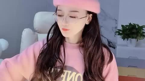 Daisy online show from December 2024 02:27:01 AM