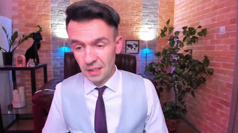 Steve online show from February 2025 02:45:01 PM