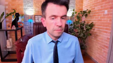 Steve online show from February 2025 02:22:02 PM