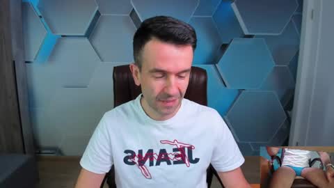 Steve online show from April 2026 07:44:01 AM