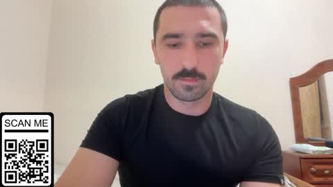 Snapshot of hard_to_obey chatting on September 2025 05:01:02 PM Vadim online show from September 2025 05:01:02 PM