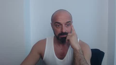 hardapollo online show from April 2026 02:49:01 PM