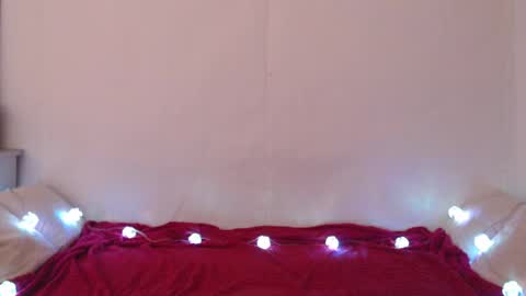 Emily online show from April 2026 09:48:02 PM