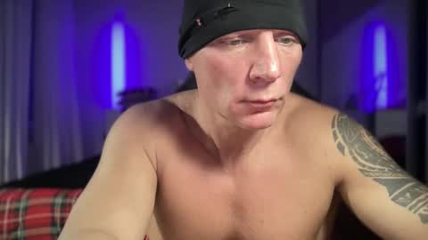 Snapshot of hardmattsteel chatting on December 2024 01:14:01 PM MATTSTEEL - ITALIAN STALLION online show from December 2024 01:14:01 PM