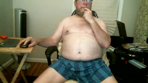 Mik online show from June 2026 03:44:01 AM