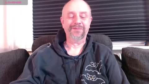 MrLazy online show from February 2025 06:48:01 PM