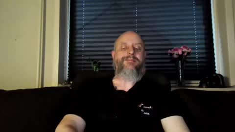 MrLazy online show from April 2026 06:31:02 PM