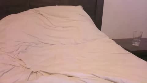 Snapshot of hardwood8686 chatting on February 2025 02:20:01 AM Jay online show from February 2025 02:20:01 AM