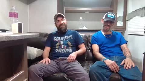 Snapshot of hardworkertn chatting on December 2024 05:10:02 PM hardworkertn online show from December 2024 05:10:02 PM