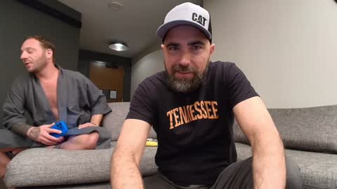 Snapshot of hardworkertn chatting on January 2025 02:42:01 AM hardworkertn online show from January 2025 02:42:01 AM