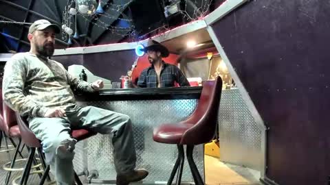 Snapshot of hardworkertn chatting on January 2025 04:02:01 AM hardworkertn online show from January 2025 04:02:01 AM