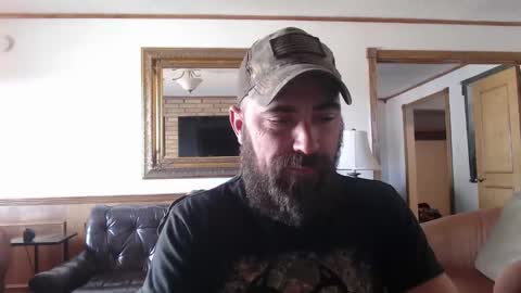 Snapshot of hardworkertn chatting on January 2025 03:58:01 PM hardworkertn online show from January 2025 03:58:01 PM