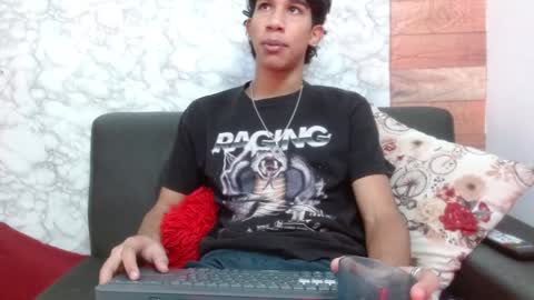 Snapshot of haresandpame_mds chatting on January 2025 12:52:01 PM Hares online show from January 2025 12:52:01 PM