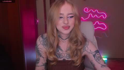 Julia online show from December 2024 05:59:02 AM