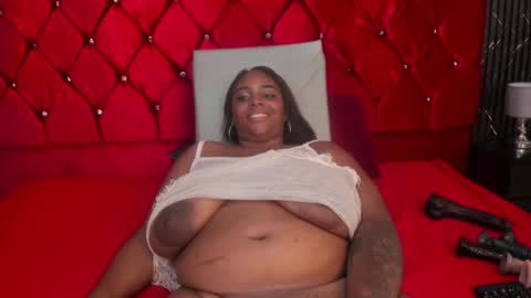 Snapshot of harleyevaans chatting on January 2025 06:20:02 PM Harley Evaans online show from January 2025 06:20:02 PM