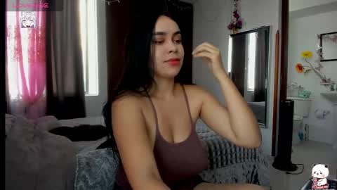 Natii  online show from February 2025 03:27:01 PM