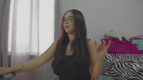 Natii  online show from October 2025 08:17:02 PM