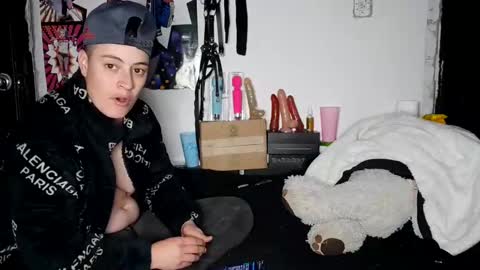    online show from December 2024 02:46:01 AM