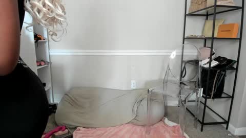 Harmonie Marquise online show from September 2025 01:05:02 PM