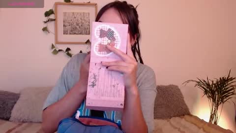 Harmony    Please help me to reach 100 thumbs up online show from February 2025 03:59:01 AM