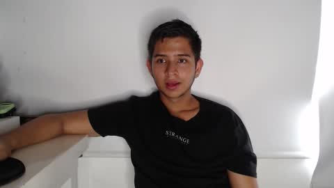 harold_18_ online show from November 2025 06:30:01 PM