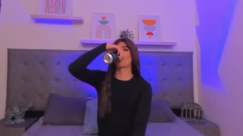 Snapshot of harper_brown1 chatting on October 2025 05:10:02 AM Harper online show from October 2025 05:10:02 AM