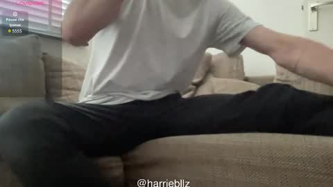 Harrie Bllz online show from December 2025 02:00:01 PM