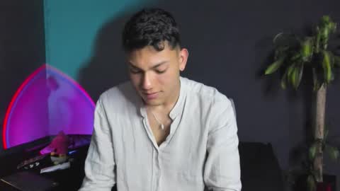  ... online show from September 2025 11:32:02 PM