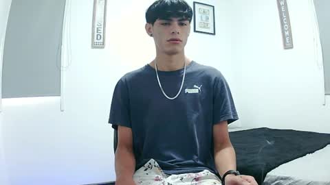 Snapshot of harrythomson1 chatting on June 2026 02:14:01 PM harry thomson online show from June 2026 02:14:01 PM