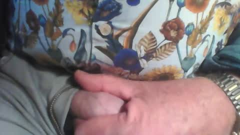 Snapshot of hartwichser1 chatting on September 2025 04:54:02 PM hot n nasty online show from September 2025 04:54:02 PM