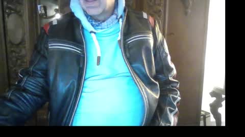 Snapshot of hartwichser1 chatting on November 2025 01:35:02 PM hot n nasty online show from November 2025 01:35:02 PM
