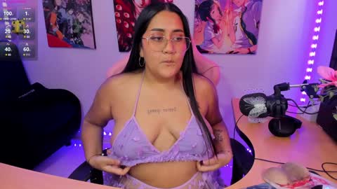 Snapshot of haruu2 chatting on January 2025 09:35:02 PM karen online show from January 2025 09:35:02 PM