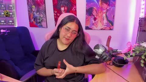 Snapshot of haruu2 chatting on January 2025 08:51:02 PM karen online show from January 2025 08:51:02 PM