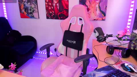 Snapshot of haruu2 chatting on February 2025 05:07:02 PM karen online show from February 2025 05:07:02 PM