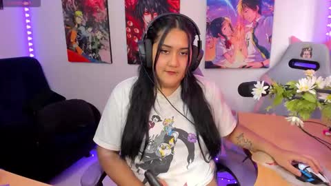 Snapshot of haruu2 chatting on November 2025 08:22:02 PM karen online show from November 2025 08:22:02 PM