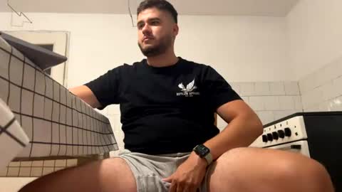 Snapshot of hasabigonev14 chatting on July 2026 05:45:02 PM THEBIGONEV14 online show from July 2026 05:45:02 PM