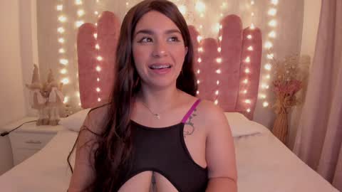 hasret_sesim online show from December 2024 03:59:01 AM