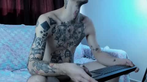 Snapshot of hatsumotokyoto chatting on November 2025 01:33:02 PM More content 2 online show from November 2025 01:33:02 PM