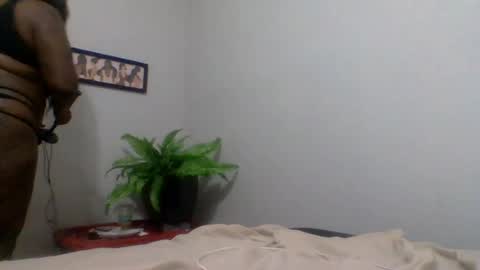 Snapshot of hawtchoc37 chatting on June 2026 07:16:02 AM hawtchoc37 online show from June 2026 07:16:02 AM