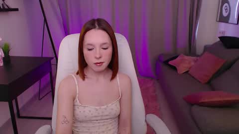 Mia online show from February 2026 07:39:01 AM