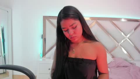 Hayami  online show from January 2025 06:37:02 PM