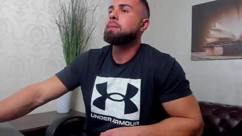 HayesWood online show from November 2025 06:05:02 AM