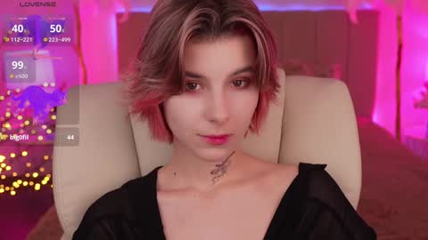 haylaamber online show from December 2024 08:26:02 PM