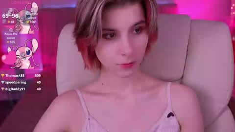 haylaamber online show from February 2025 04:21:02 PM