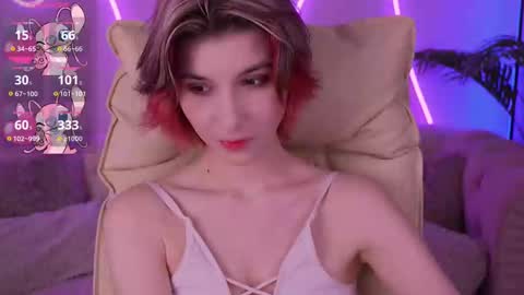 haylaamber online show from March 2025 08:16:01 PM
