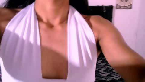 Snapshot of hayley_1111 chatting on October 2025 06:51:02 PM hayley_1111 online show from October 2025 06:51:02 PM