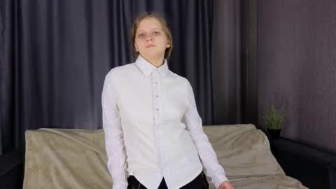 Jenny online show from March 2026 03:48:01 PM