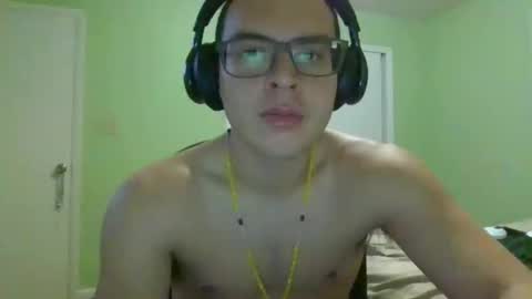 Snapshot of hazehorizon48 chatting on November 2025 03:05:02 AM hazehorizon48 online show from November 2025 03:05:02 AM