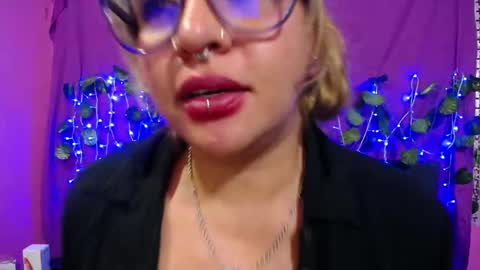 Snapshot of hazel_34 chatting on February 2025 09:55:01 AM hazel online show from February 2025 09:55:01 AM